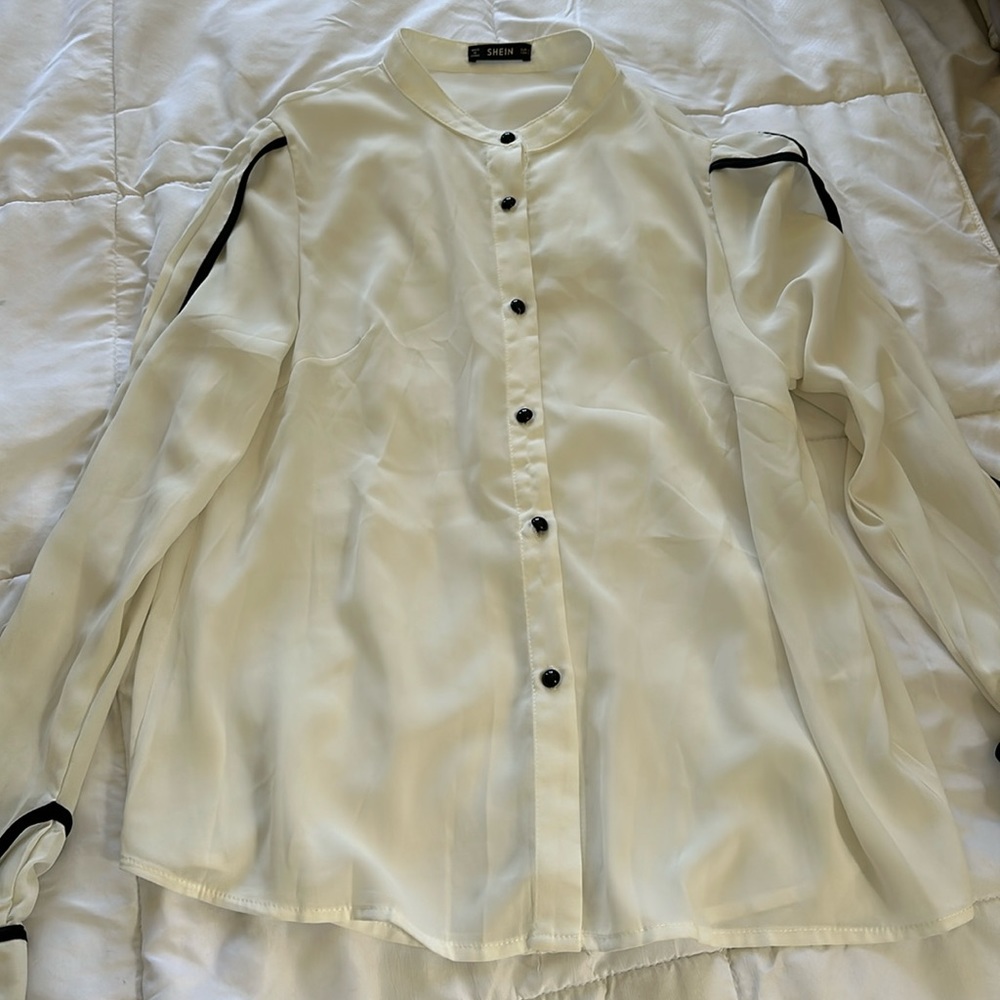 Bottom down blouse